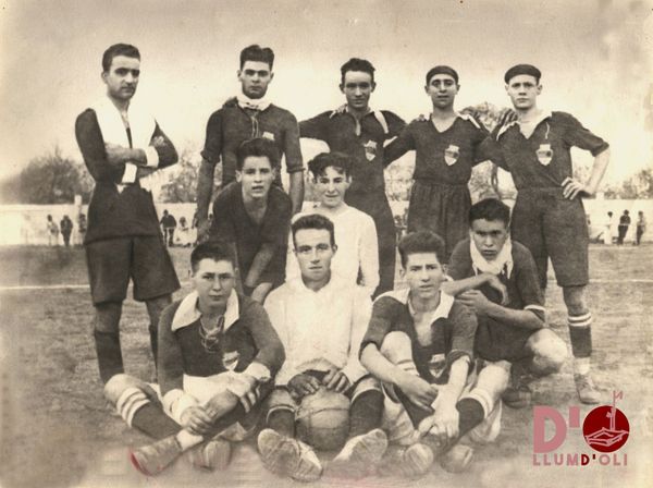 EL PRIMER PARTIT DE FUTBOL A PORRERES